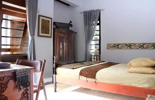 Depok House | Aty Noor Homestay