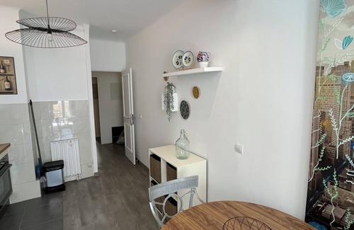Lepante Quarter Apartment | ATYPICAL AND ORIGINAL APARTMENT (2 Kitchens. 1 Bathroom. 1 Shower room. 2 WC)