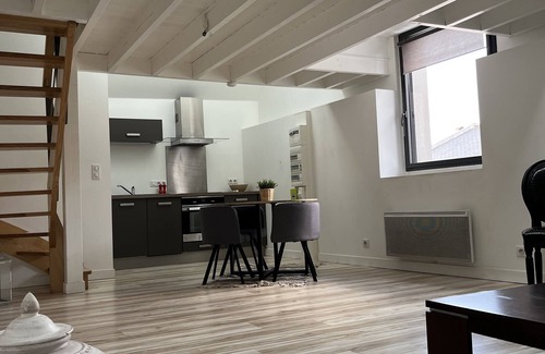 Guerande Apartment | Atypical duplex apartment with all comforts 100 m from the ramparts in a quiet location