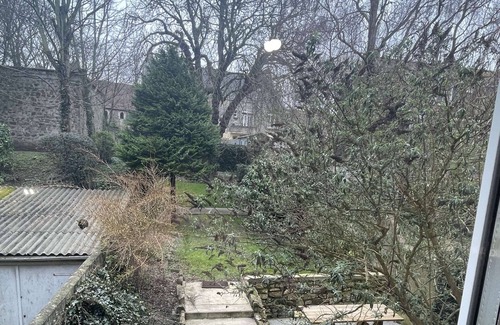 Ville Haute Apartment | Au balcon de la basilique