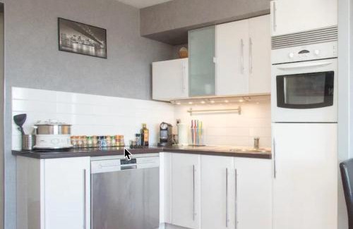 Bourg-l'Eveque Apartment | Au bel horizon