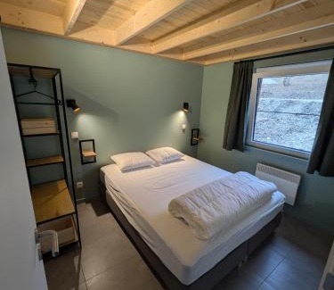 Somme-Leuze House | Au Bois Chantant