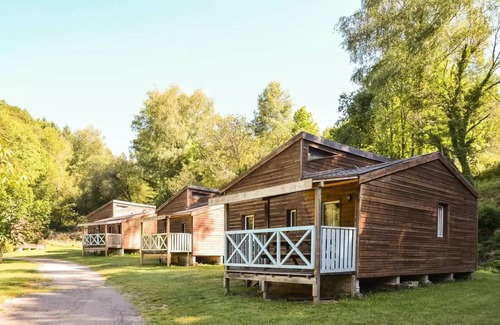 Correze Ski Chalet | Au Bois de Calais * - Chalet Mushroom : 3 bedrooms, TV, 7 people