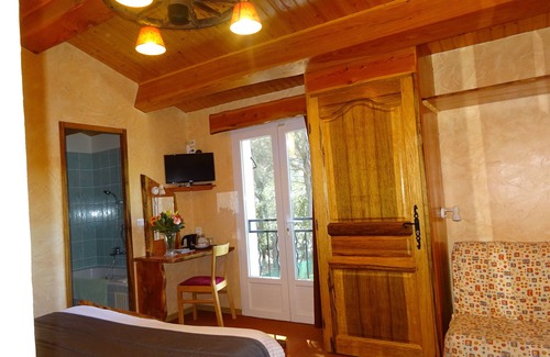 Roquebrune-sur-Argens House | Au Bois Fleuri