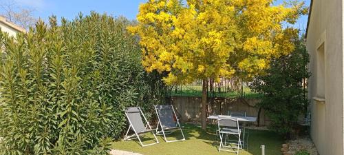 Pujaut Bed & Breakfast | Au Bon Penequet