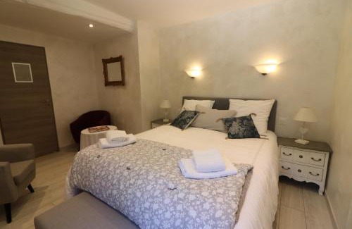 Castelnaud-la-Chapelle Bed & Breakfast | Au Bonheur d'Angeline