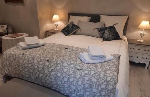 Castelnaud-la-Chapelle Bed & Breakfast | Au Bonheur d'Angeline