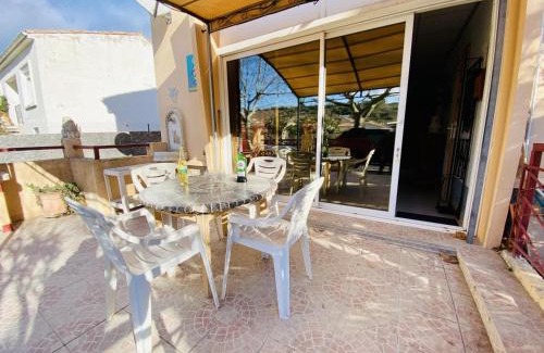 Cascastel-des-Corbieres House | Au bord des jardins