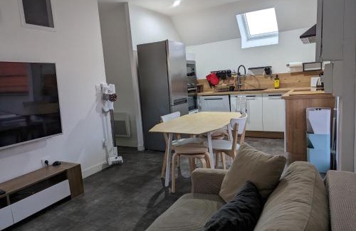 Bleriot-Plage Apartment | Au bout de la rue, la MER wifi accès 24 sur 24 IPTV