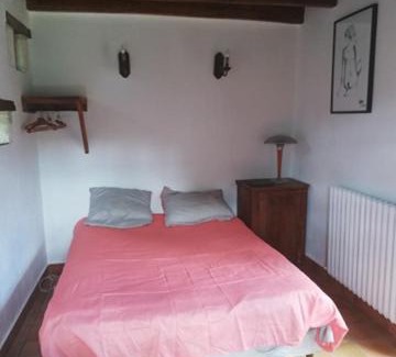 Bouteilles-Saint-Sebastien House | au bout du chemin
