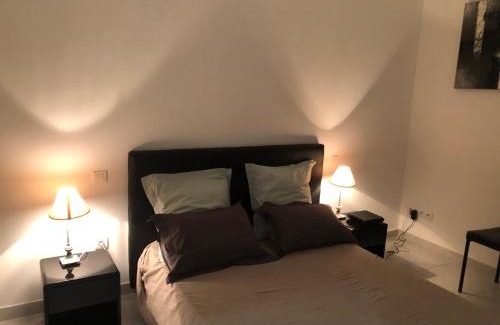 Bonifacio Apartment | Au cœur de la cité médiévale avec petite vue mer