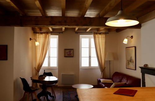 Semur-en-Auxois Apartment | Au cœur de la Citadelle