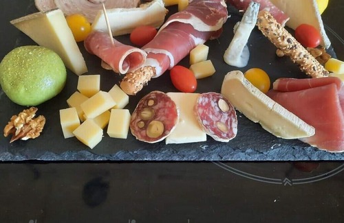 Lindry Apartment | Au Calme Absolu chez Nicolas. Au calme complet