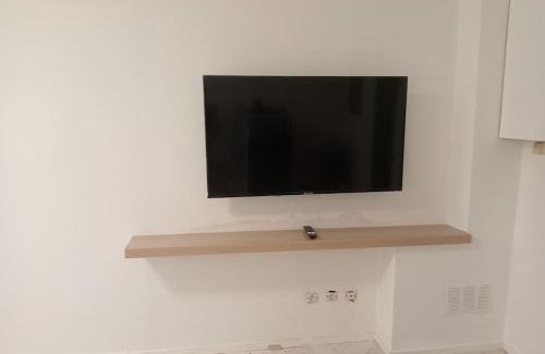 La Crau Apartment | au centre de la Moutonne