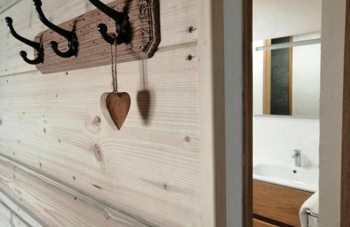 Champagnole Apartment | Au charmant chablis