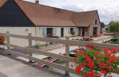 Saint-Martin-lez-Tatinghem House | Au chemin du paradis Gîte de 10 personnes 4 Etoiles