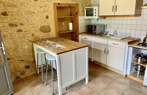 Biron Cottage | Au Coin Des Arbres (Palmier) - Beautifully restored Périgourdine stone cottage