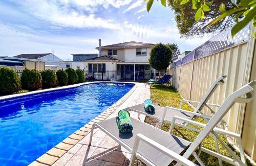 Culburra Beach House | 260 m² House ∙ 5 bedrooms ∙ 10 guests