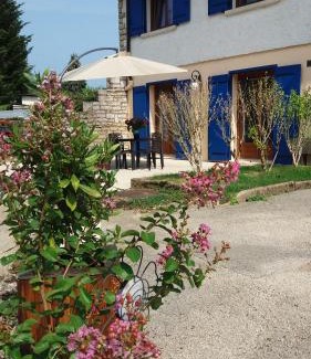 Mamirolle Bed & Breakfast | Au Doubs Cocon Fleuri