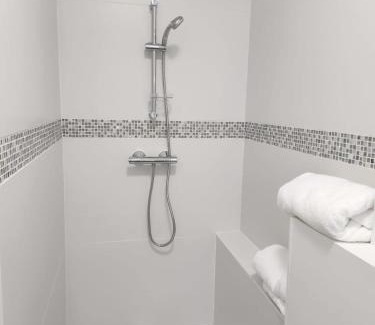 Camblain-Chatelain Apartment | Au fil de l'eau - Balcon, Spacieux, Confort, Calme, Wifi