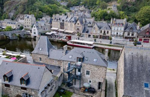 Lanvallay Apartment | Au Fil De L'eau - Les Remparts