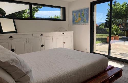 Vernosc-les-Annonay Bed & Breakfast | Au Hangar