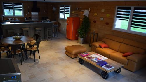 Saint-Seine-en-Bache House | Au jardin de Marguerite