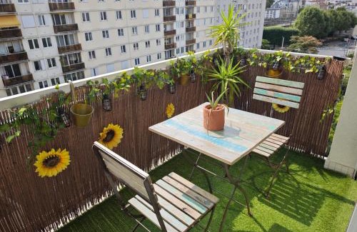 Vanves Apartment | Au jardin suspendu