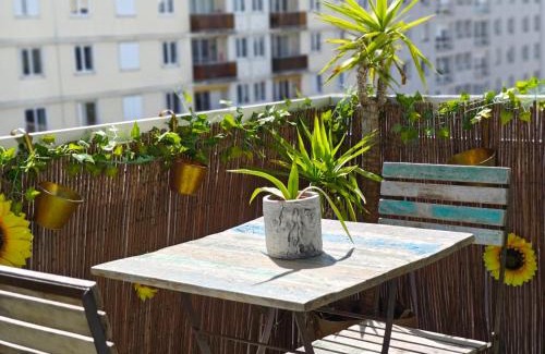 Vanves Apartment | Au jardin suspendu