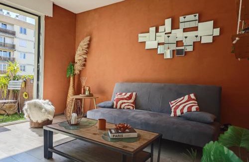 Vanves Apartment | Au jardin suspendu