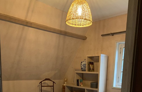 Manerbe House | Au Milieu de la Nature, une Maison de Caractère Vous Attends