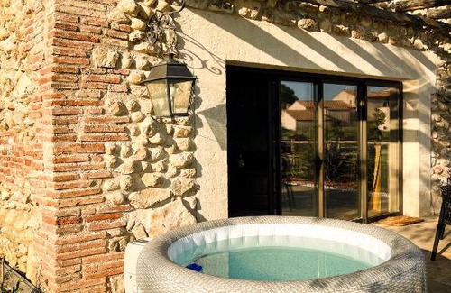 Thuir House | au milieu des vignes