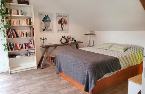 Dourdan House | Au Moulin Ory