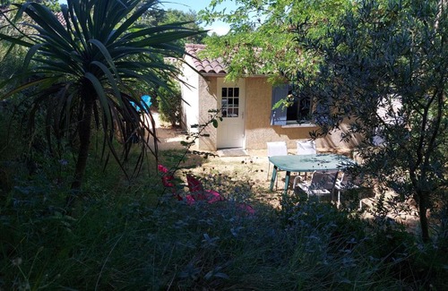 Salavas House | Au muret