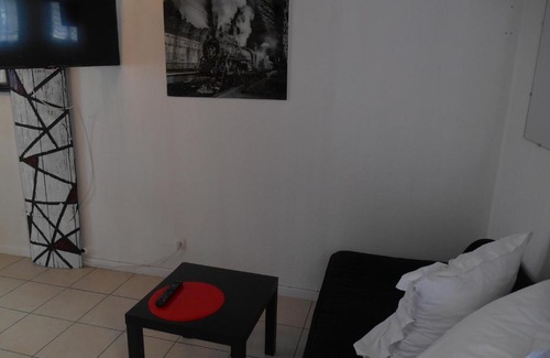 Beauvais Apartment | Au Nid du Thil