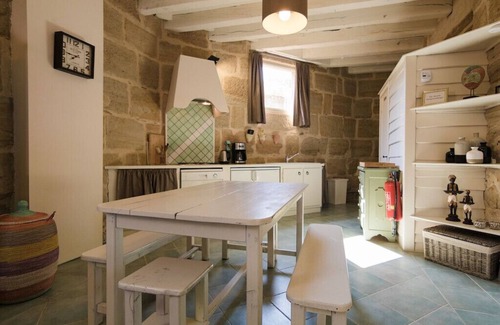 Lacapelle-Marival House | "Au Petit Grammont" Gîte de Charme Ambroise, Piscine et Jacuzzi au Cœur du Lot
