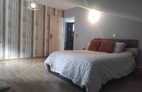 Saint-Jean-de-Maurienne Apartment | Au pied des montagnes.