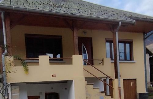 Sainte-Marie-de-Cuines Apartment | Au pied des stations