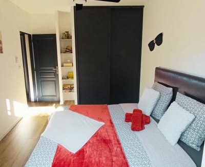 Pezenas Apartment | Au Pied De La Colline calme et détente Pézenas