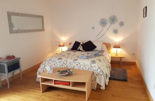 La Jaille-Yvon House | Au ptit Venton