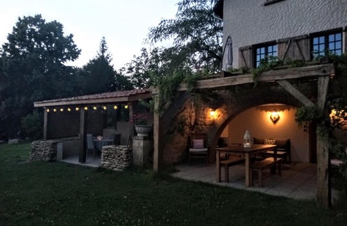 Saint-Julien-de-Lampon Bed & Breakfast | AU SOLEIL COUCHANT