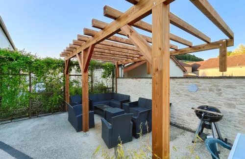 Couvignon Villa | Au Vendangeoir Gîte de groupe piscine