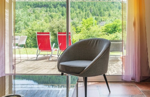 Vesseaux Villa | Aubenas Vals LES Bains, Rivière 15 Mns, Villa Neuve, 12 Personnes, Climatisée