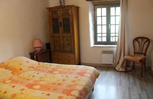 La Salvetat-Peyrales House | Auberg'IN Gîte