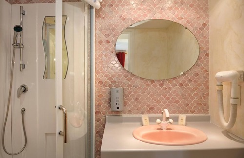 La Ferte-Imbault Hotel | Auberge à la Tête de Lard