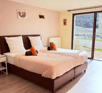 Greolieres les Neiges Hotel | Auberge Alpina