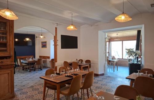 Laviolle Hotel | Auberge Arthéa
