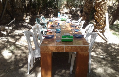 Afella Ighir House | Auberge Chez Sahnoun is a touristic guest house located in Tiouadou.