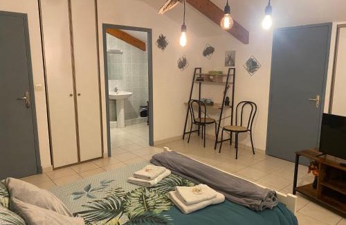 Montcabrier Bed & Breakfast | Auberge Chez Tonton