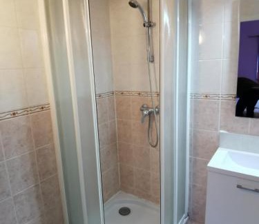 Saint-Quentin-Fallavier Hotel | Auberge de l'Europe